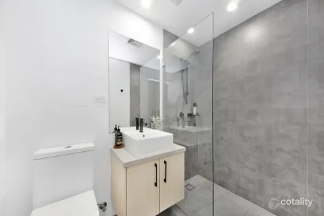 Property photo of 6/18 New Orleans Crescent Maroubra NSW 2035