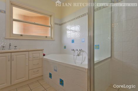 Property photo of 701 Stedman Crescent Albury NSW 2640