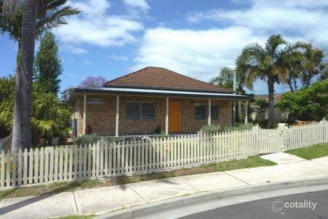 3 Hopetoun St, Woonona, NSW 2517