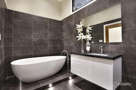 Property photo of 53 Illawarra Road Flemington VIC 3031