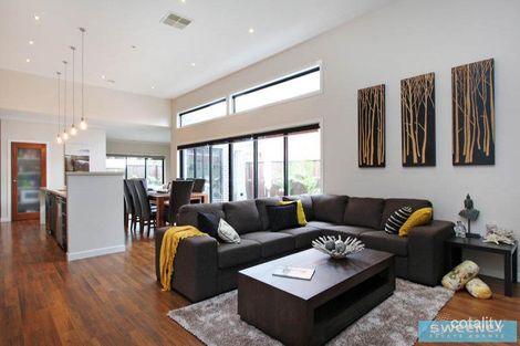 Property photo of 23 Pembroke Crescent Derrimut VIC 3026