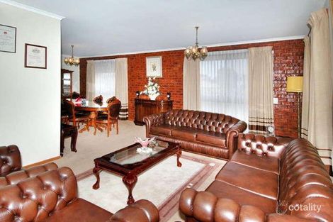 Property photo of 3 Gretal Court Taylors Lakes VIC 3038