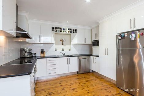 Property photo of 63 Landy Drive Mount Warrigal NSW 2528
