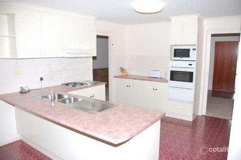 Property photo of 17 Silvan Crescent Kialla VIC 3631