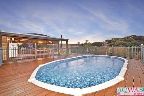 Property photo of 9 Boothman Mews Golden Bay WA 6174