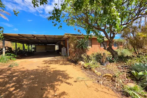 366 South River Rd, South Plantations, WA 6701