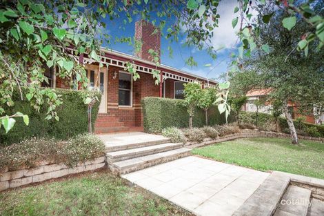Property photo of 30 Robb Drive Romsey VIC 3434