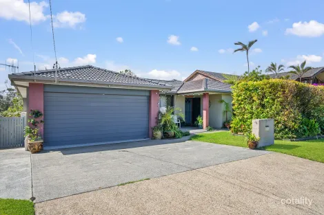 17 Ernest St, Lake Cathie, NSW 2445