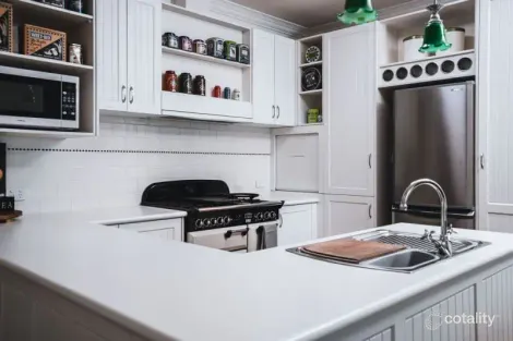 Property photo of 1 Johnstone Street Castlemaine VIC 3450