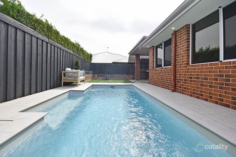 Property photo of 21 Chidlow Grange Ellenbrook WA 6069