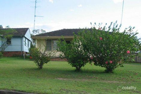 8 Pine Pl, Gateshead, NSW 2290