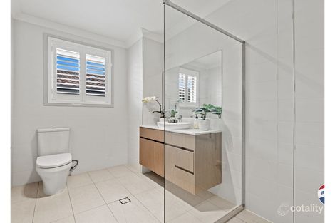 Property photo of 28 Playfair Road North Curl Curl NSW 2099