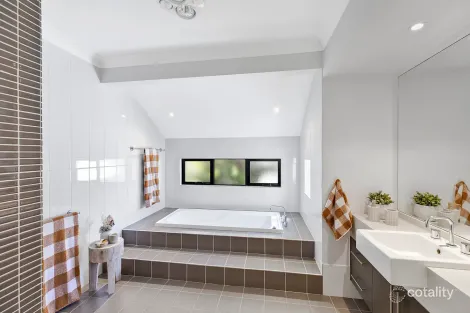 Property photo of 27 View Street North Avoca NSW 2260