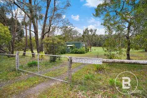 35 Laurence Dr, Snake Valley, VIC 3351