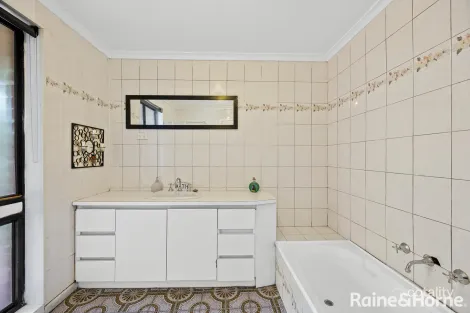 Property photo of 12 Kelman Court Westmeadows VIC 3049
