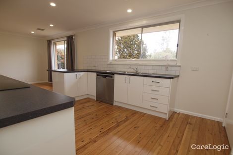 Property photo of 3 Benelong Place Orange NSW 2800