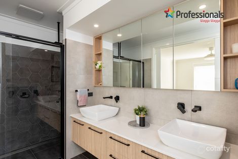 Property photo of 8 Beetson Street Boorooma NSW 2650