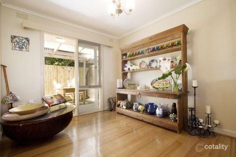 Property photo of 2/12 Rubens Grove Canterbury VIC 3126