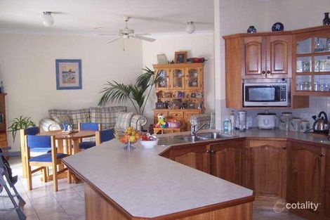 Property photo of 10 Thornton Court Sale VIC 3850
