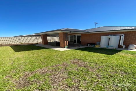 Property photo of 22 Aragon Court Munno Para West SA 5115