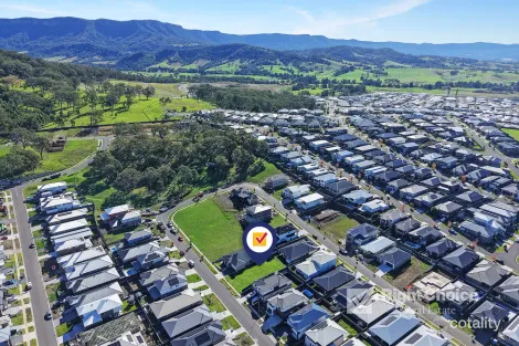 24 Dolly Cct, Calderwood, NSW 2527