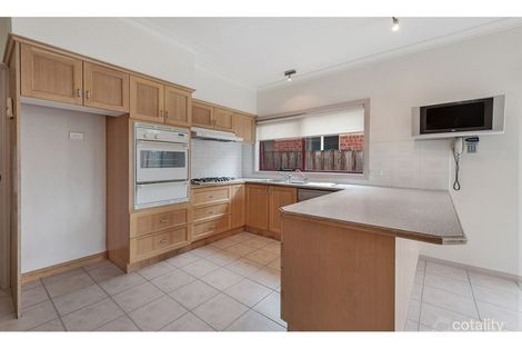 Property photo of 48 Rearden Crescent Roxburgh Park VIC 3064