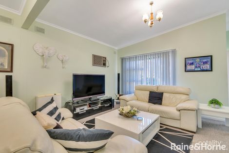 Property photo of 17 Caruso Crescent Brahma Lodge SA 5109
