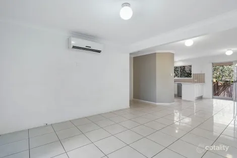 Property photo of 3/15 James Edward Street Richlands QLD 4077