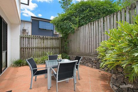 Property photo of 2/45 Curlew Street Toowong QLD 4066