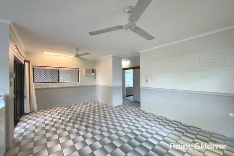 Property photo of 1/10 Cooya Beach Road Cooya Beach QLD 4873