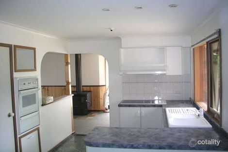 Property photo of 2 Cliveden Close Narre Warren South VIC 3805