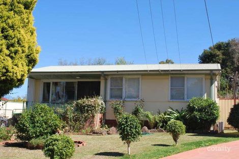 Property photo of 8 Newcombe Place Lurnea NSW 2170