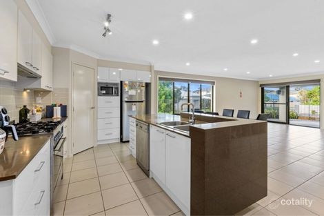 Property photo of 48 Foxwood Circuit Wakerley QLD 4154
