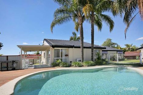 16 Issell Pl, Highland Park, QLD 4211