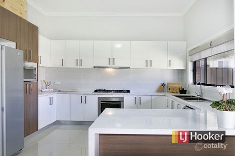 Property photo of 12 Hoya Way Glenwood NSW 2768