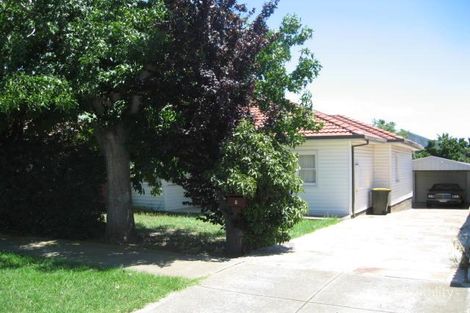 7 Kingaroy Rd, Sunshine, VIC 3020