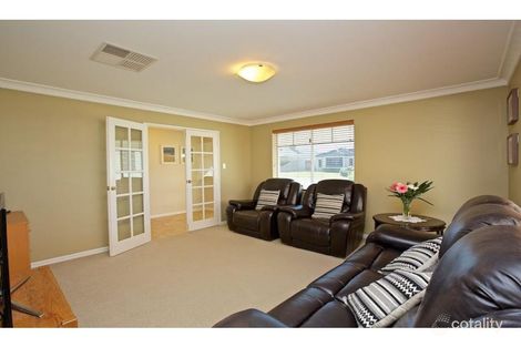 Property photo of 8 Coolangatta Retreat Hillarys WA 6025