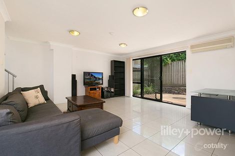 Property photo of 2/45 Curlew Street Toowong QLD 4066