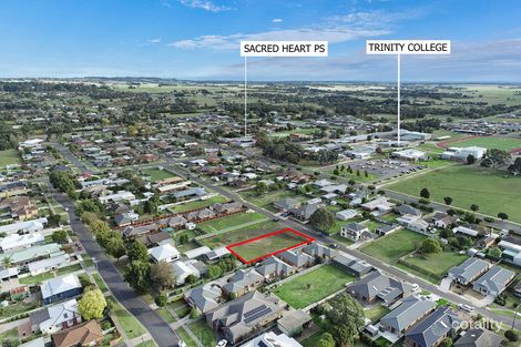 Property photo of 18 Borwick Street Colac VIC 3250