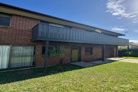 8 Connell St, Old Bar, NSW 2430