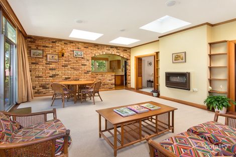 Property photo of 18 Carinya Road Pymble NSW 2073