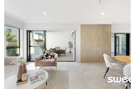 Property photo of 18 Flyer Glade Blacktown NSW 2148