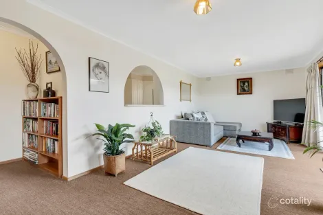 Property photo of 35 Ailsa Street Keilor VIC 3036