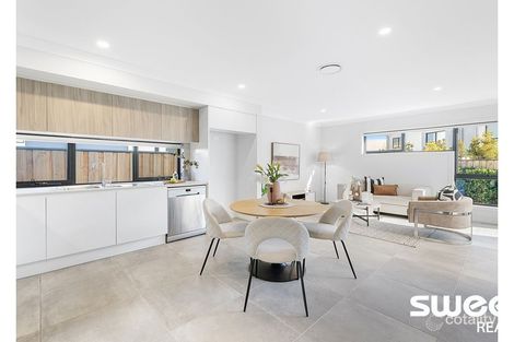 Property photo of 18 Flyer Glade Blacktown NSW 2148