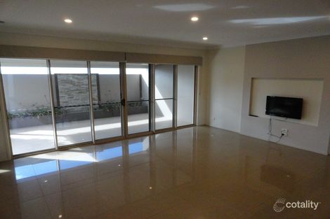 Property photo of 2/19A Crown Street Rangeville QLD 4350