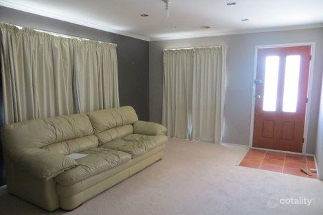 Property photo of 2 Westall Place Dunlop ACT 2615