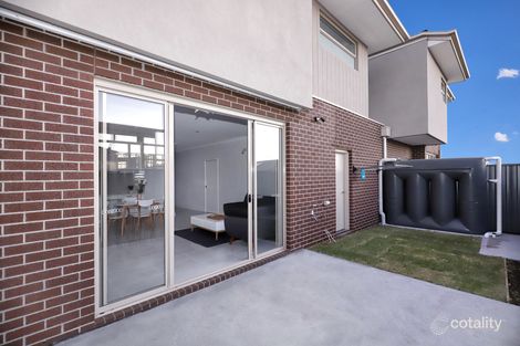Property photo of 2 Esteem Road Craigieburn VIC 3064
