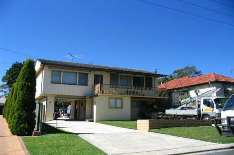 18 Starling St, Warners Bay, NSW 2282