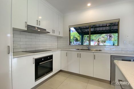 Property photo of 24 Country Road Cannonvale QLD 4802