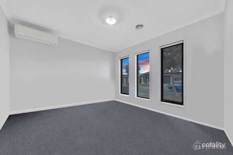 Property photo of 5 Stanhope Road Tarneit VIC 3029